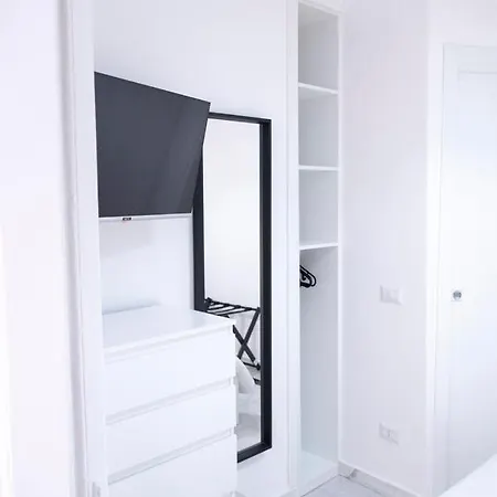 Preziosi 61 Apartament Neapol